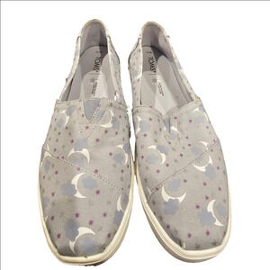 Toms Moon, Stars, and Cloud Slip On Shoes Size 11